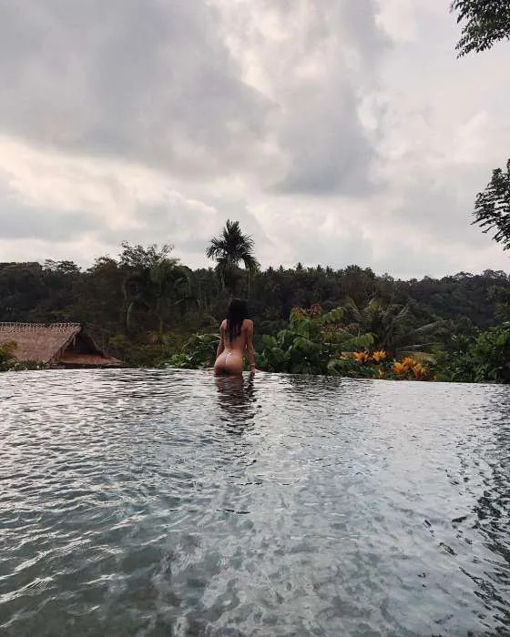 annanooshin 47474114 237650717119002 8451156033933410304 n
