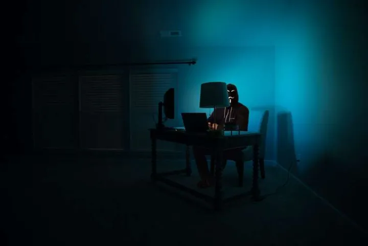 dyeufb8kqjk