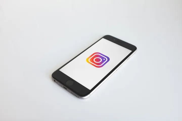 neonbrand nzjbt4gqlki unsplash scaled