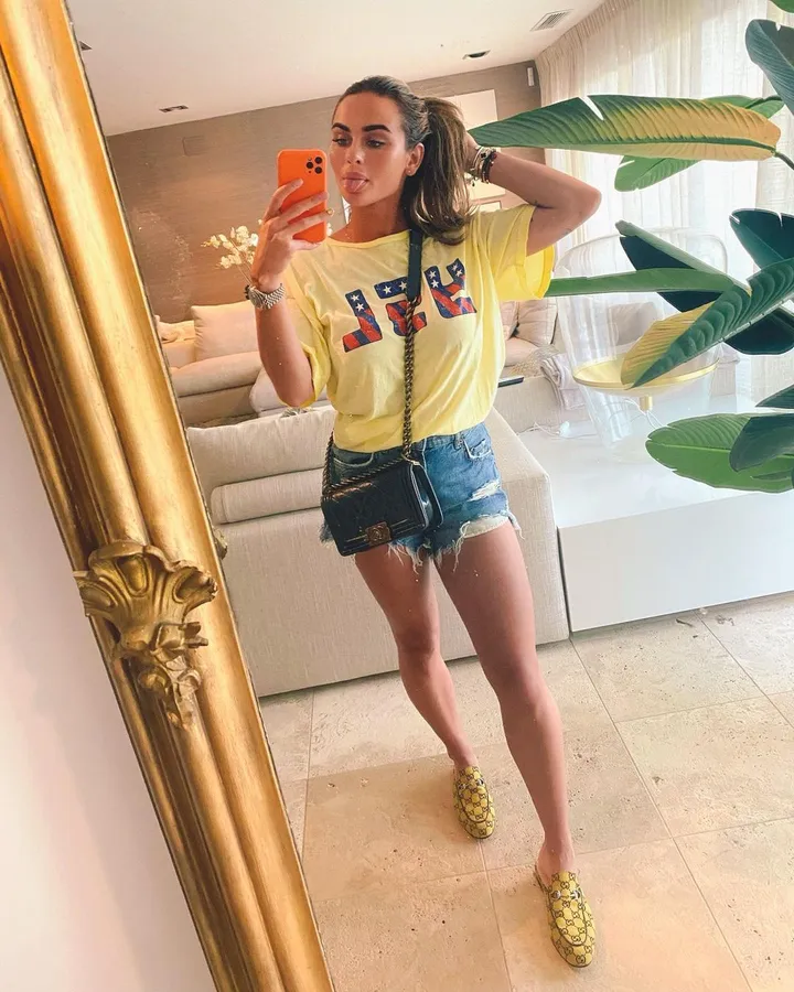 sarahvansoelen 192228179 2535029833471139 3812360876509894046 n