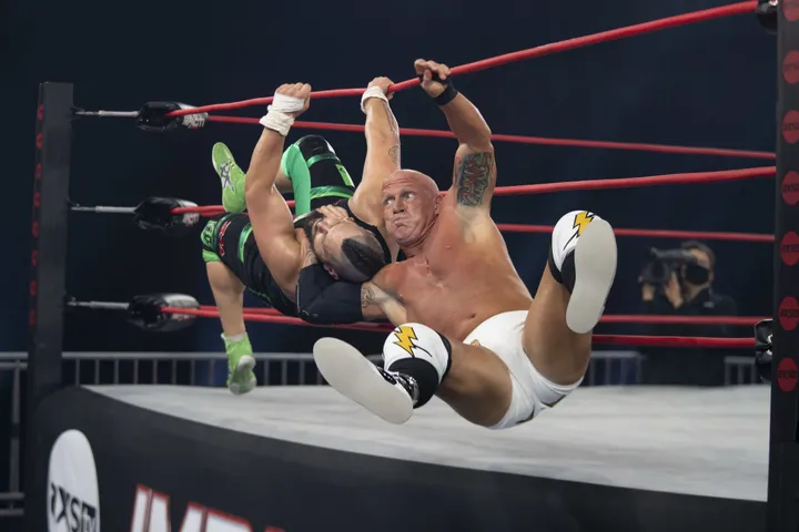 eric young 5