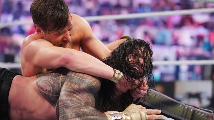 wwe fastlane 2021 bryan reigns