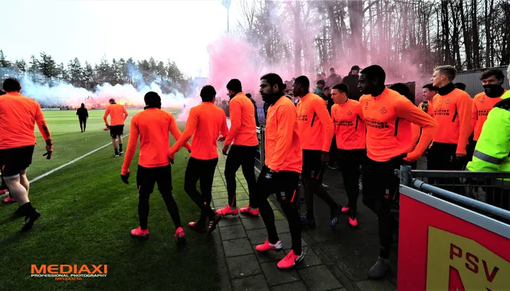 a4ac1b71 06da 4f9a bed6 19a9697655ec