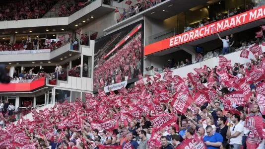 fans stadion psv tribune