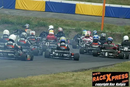 Giga strijd bij 100cc