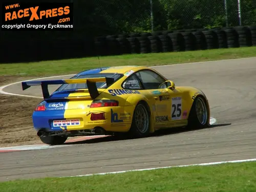 Markant Racing neemt pole in GTB