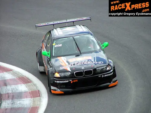 JR Motorsport in actie