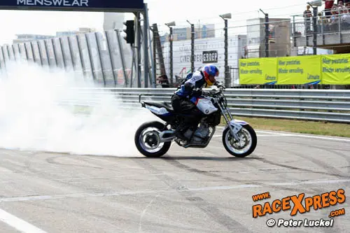 Stuntbike in actie