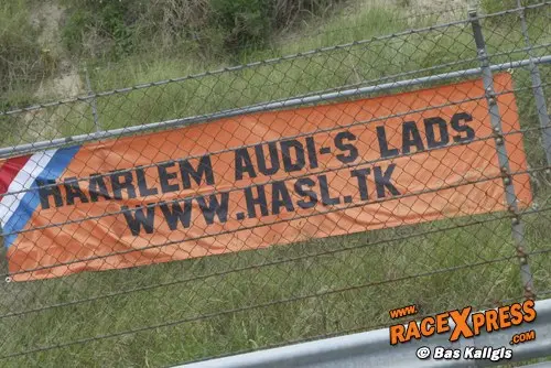 Pinksterraces 2006, spandoek van 'de Lads'