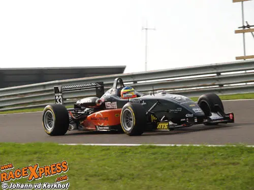Récardo Bruins in actie
