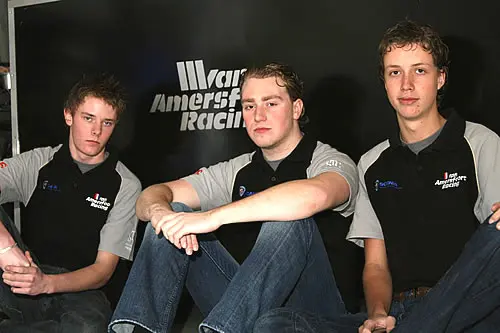 De NEC Formule Renault 2.0 piloten van Van Amersfoort Racing