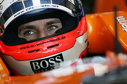 Markus Winkelhock in nieuwe Spyker F1 livery op Silverstone