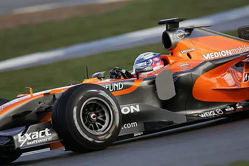 Markus Winkelhock in nieuwe Spyker F1 livery op Silverstone