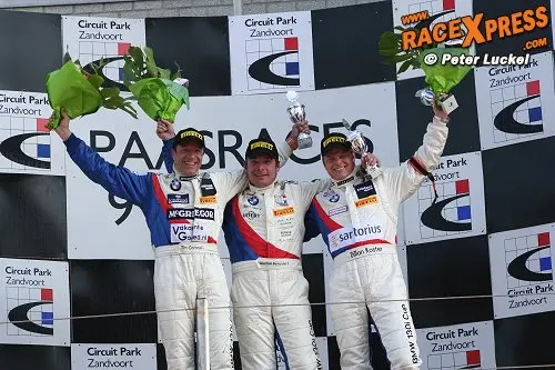 Samsung BMW 130i Cup podium van race twee