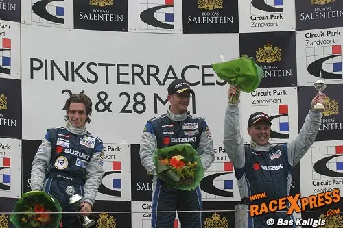 Suzuki Swift podium race 2