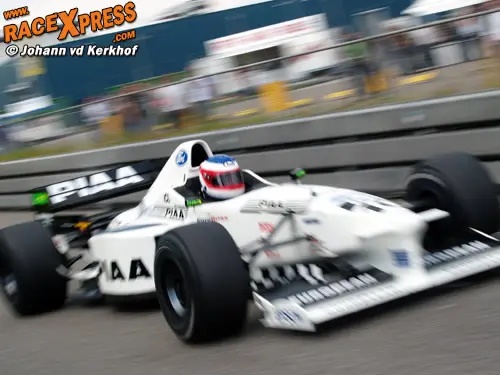 F1-geweld door Veghel!