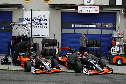Van Amersfoort Racing met de Formule Renaults