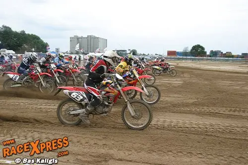 veel actie op onverhard zoals motocross