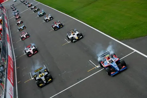 Start race 1 GP2 op Silverstone