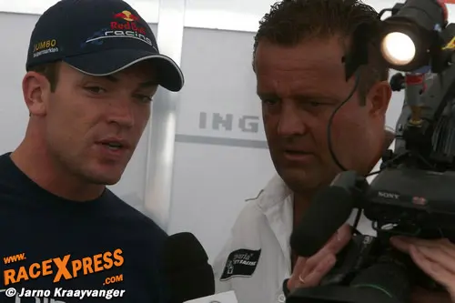 Robert Doornbos (links)