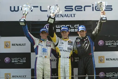 Podium Bertrand Baguette