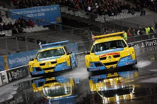 In 2006 won Kovalainen de landentitel namens Finland, Copyright Race of Champions