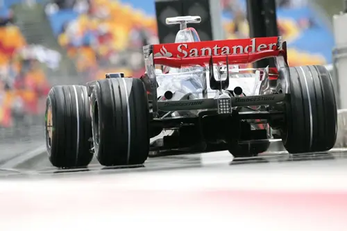 Kovalainen zorgde voor spektakel