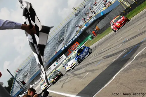 Knallend einde aan Clio Cup-race