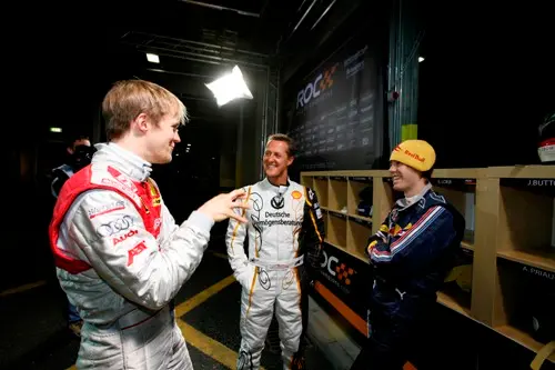 onderonsje tussen Ekströmn, Schumacher en Vettel