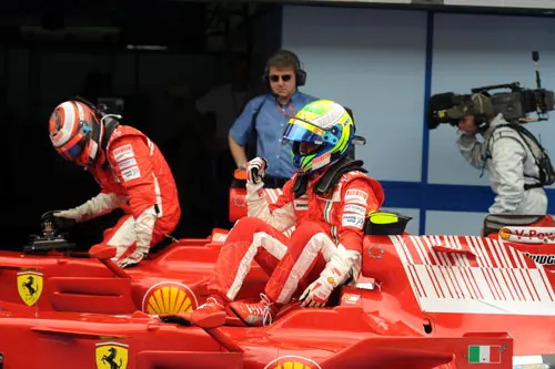 Ferrari één-tweetje in 2008