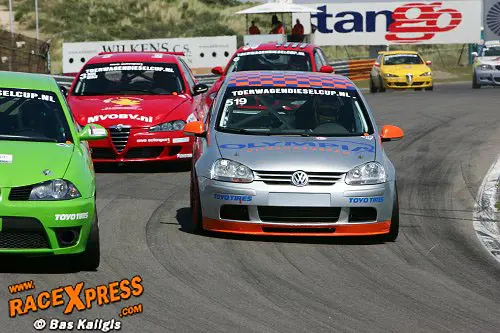 Close Racing in TDC