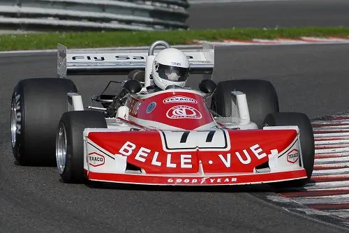 Volop genieten van de sound in de March 761