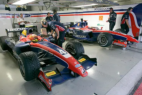 Diego Nunes en Giedo van der Garde reden bij GP2 team Arden