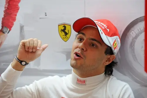 Felipe Massa legt nog eens uit hoe lastig rijden het is in de regen