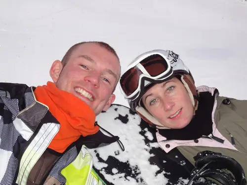 bas en kim op wintersport