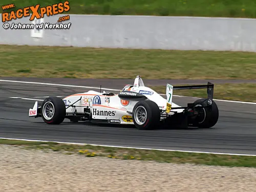 p4251668 hannes race 02