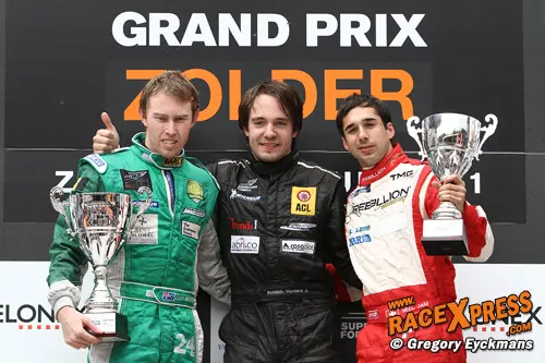 rx podium img 7193x