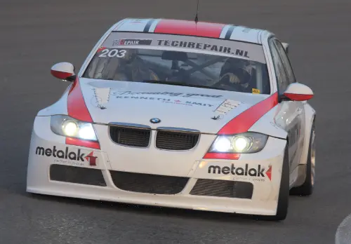 newjaarsrace bmw 320i wtcc