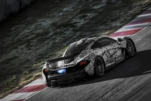 mclaren 6 achter