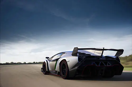 lamborghini veneno 5