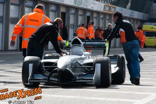 AutoGP