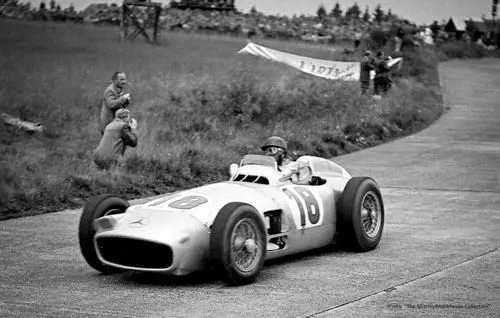 mercedes fangio 2