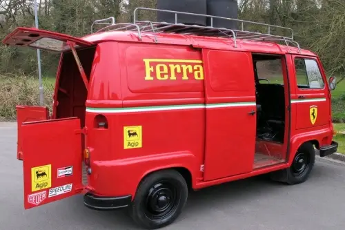 Renault Estafette Ferrari
