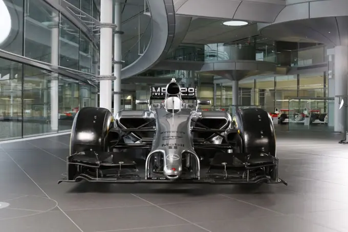 mclaren2014 2 rx680