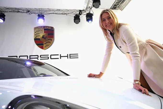 sharapovaporsche3 rx680