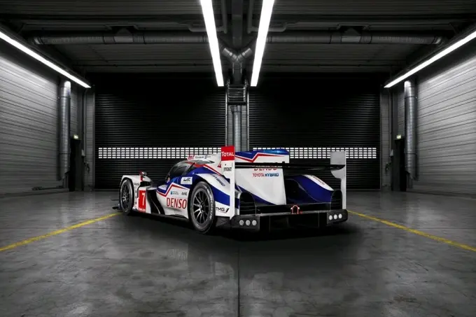 Toyota TS040 Hybrid