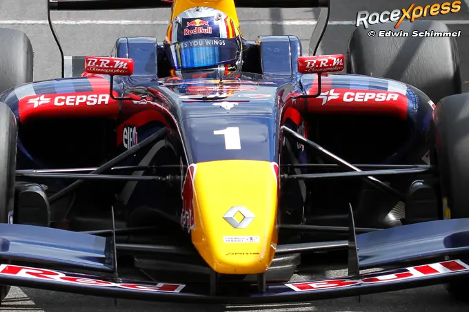 sainz2