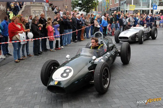 Parade Zandvoort Centrum Hisoric F1 Grand Prix