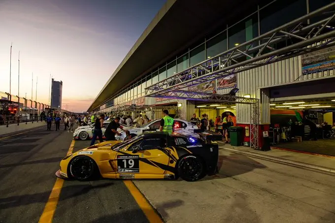 Pitlane 
