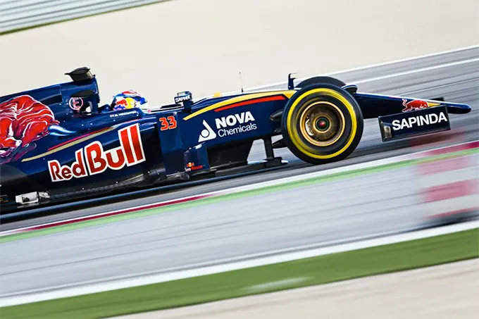 Toro Rosso STR10 2015